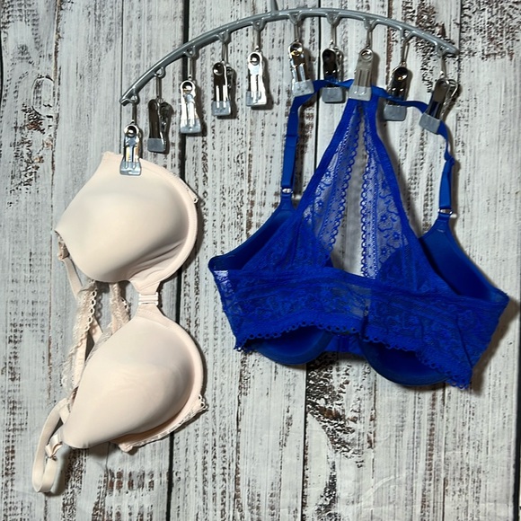 Set of 15 32D gap, Victoria’s Secret and other barely worn or brand new bras - Picture 2 of 3